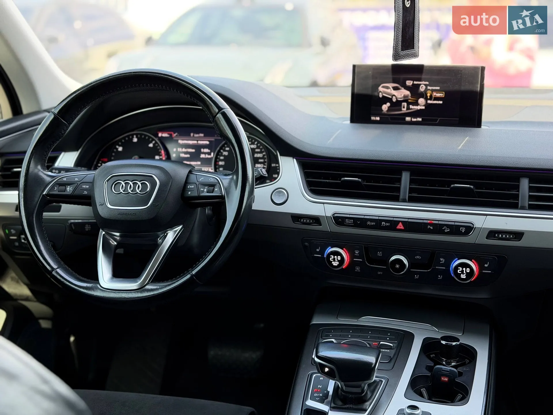 2017 Audi Q7 - мініатюра 54