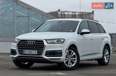 Позашляховик / Кросовер Audi Q7 2017 в Києві