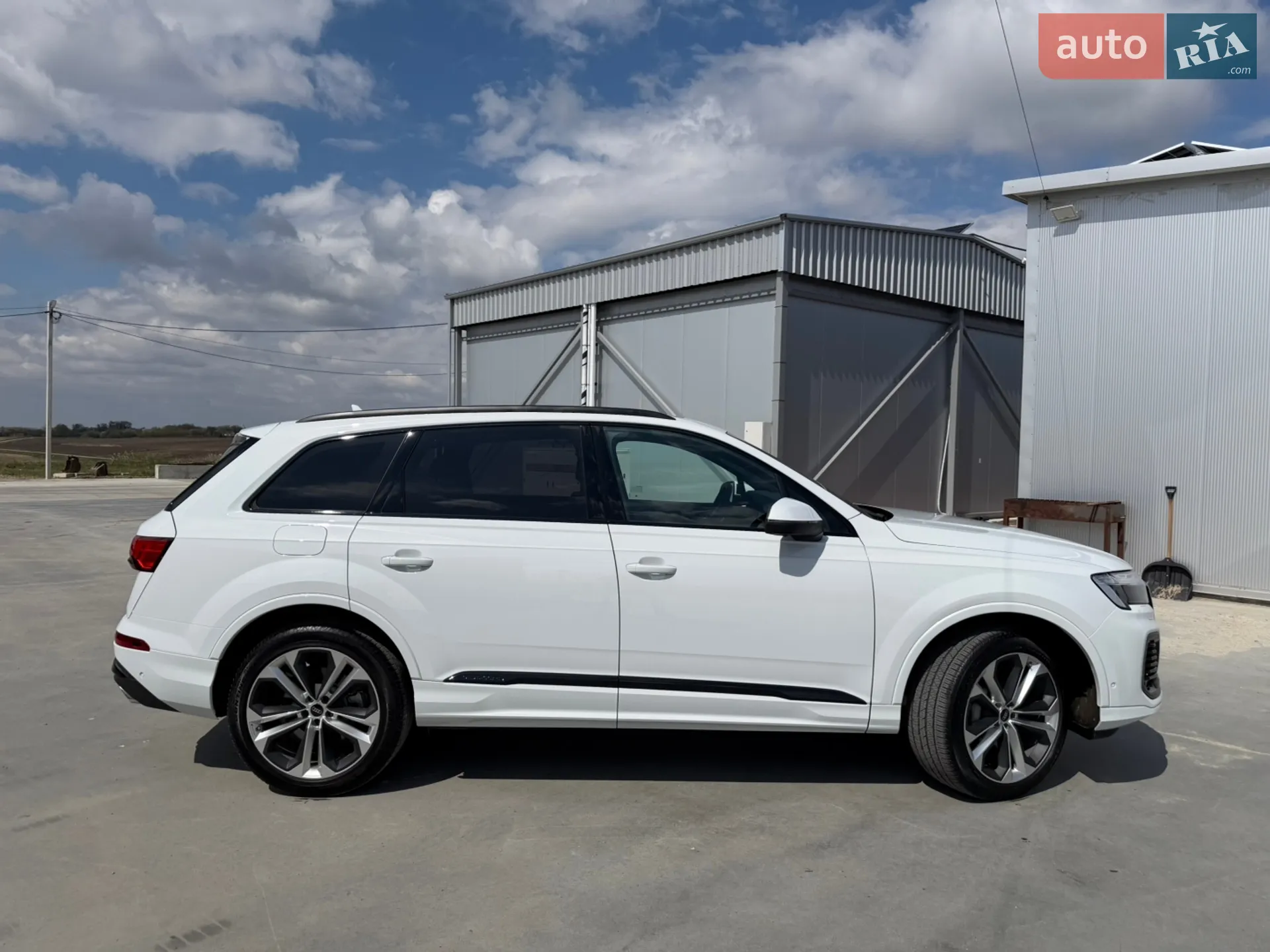 2025 Audi Q7 - мініатюра 51