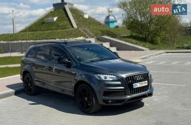 Позашляховик / Кросовер Audi Q7 2015 в Мостиській