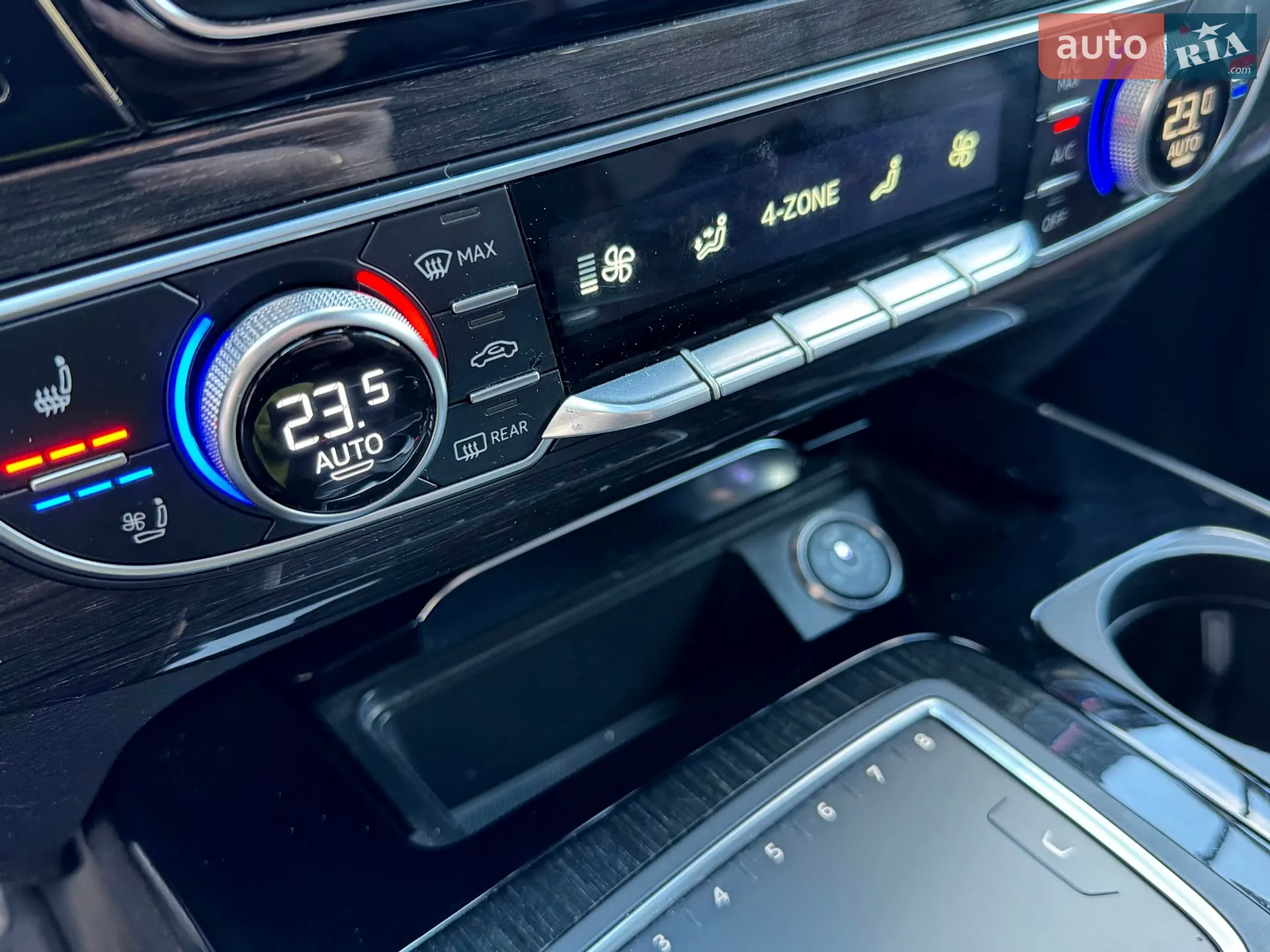 2016 Audi Q7 - мініатюра 26