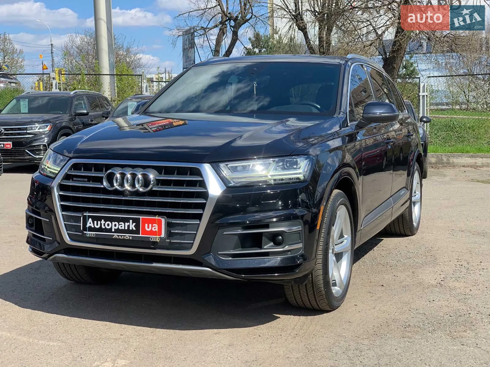 2018 Audi Q7 - фото 1