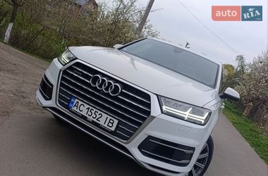Внедорожник / Кроссовер Audi Q7 2017 в Луцке