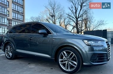Внедорожник / Кроссовер Audi Q7 2015 в Чернигове
