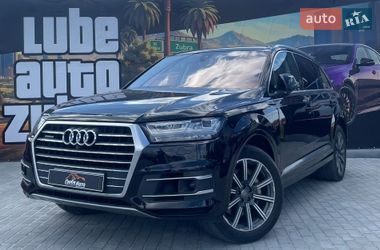 Позашляховик / Кросовер Audi Q7 2016 в Львові