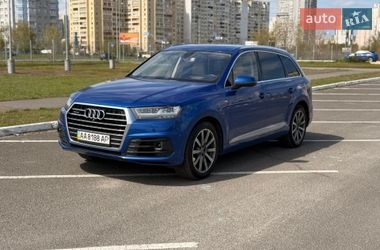 Позашляховик / Кросовер Audi Q7 2016 в Києві