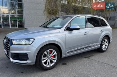 Внедорожник / Кроссовер Audi Q7 2017 в Киеве
