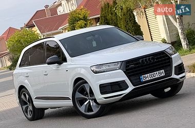 Позашляховик / Кросовер Audi Q7 2016 в Одесі