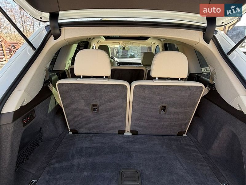Внедорожник / Кроссовер Audi Q7 2016 в Львове