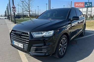 Внедорожник / Кроссовер Audi Q7 2016 в Ужгороде