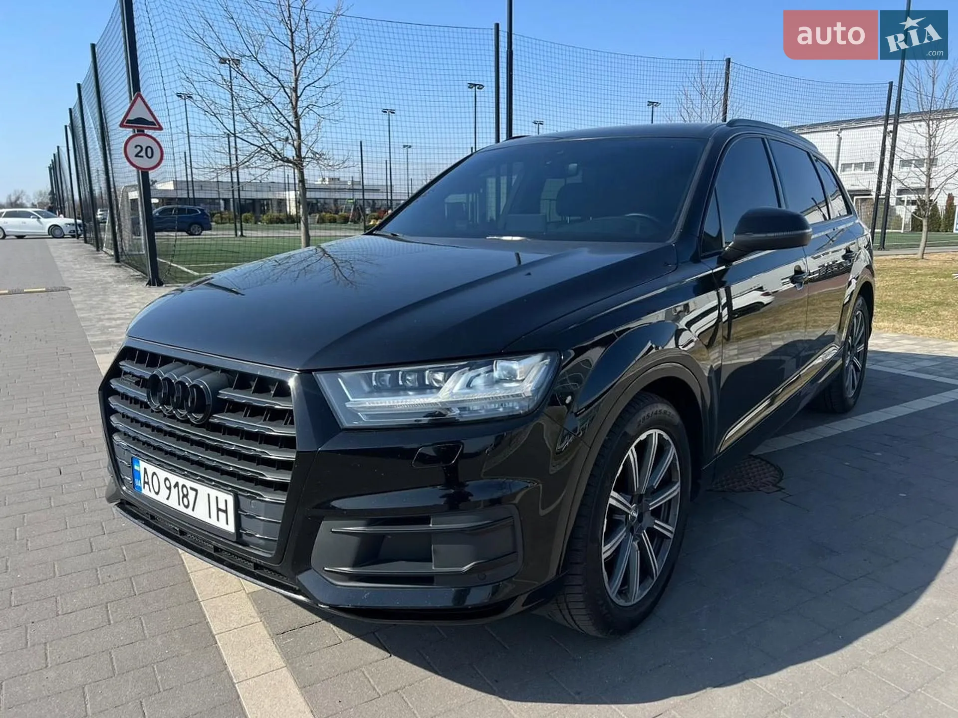 2016 Audi Q7 - фото 1