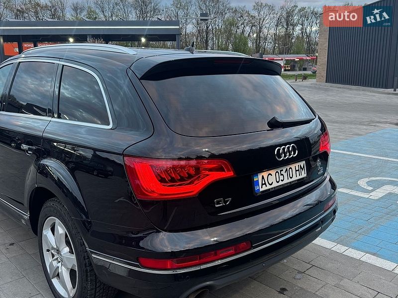 Внедорожник / Кроссовер Audi Q7 2011 в Луцке