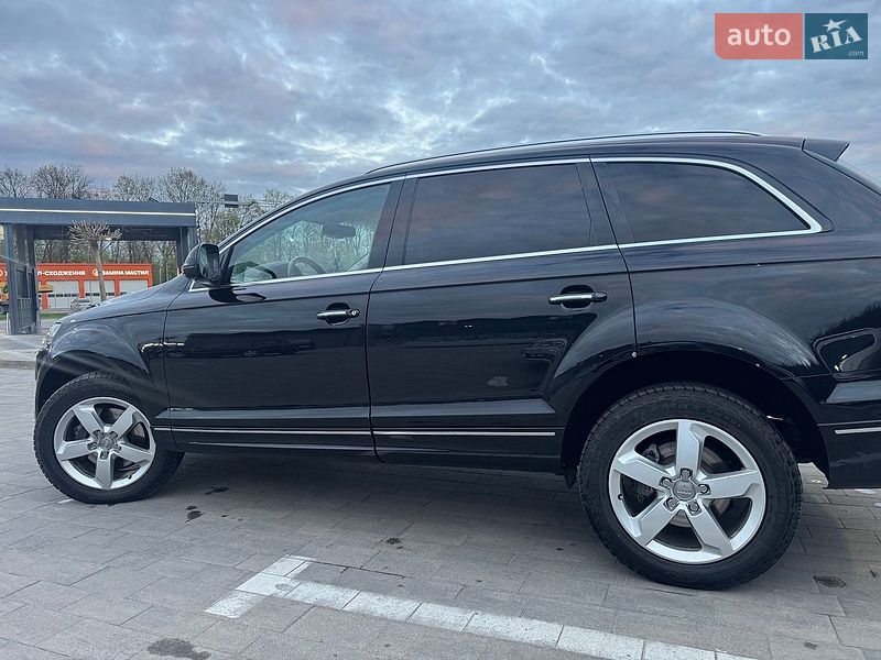 Внедорожник / Кроссовер Audi Q7 2011 в Луцке
