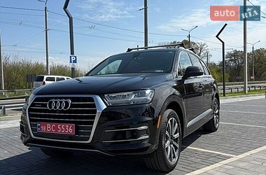 Внедорожник / Кроссовер Audi Q7 2017 в Ровно