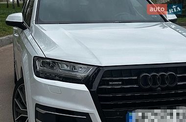 Внедорожник / Кроссовер Audi Q7 2017 в Житомире