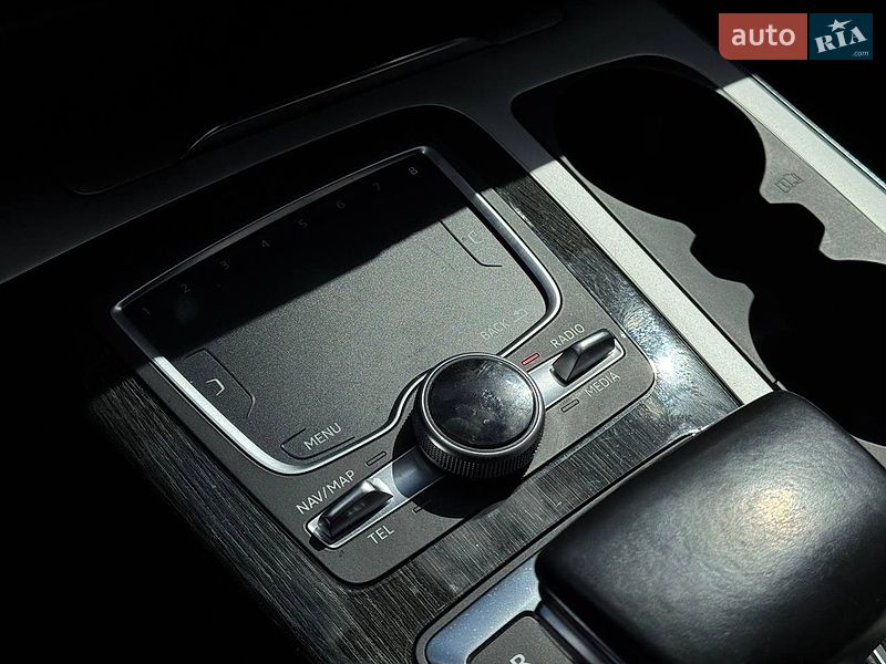 Внедорожник / Кроссовер Audi Q7 2016 в Ровно