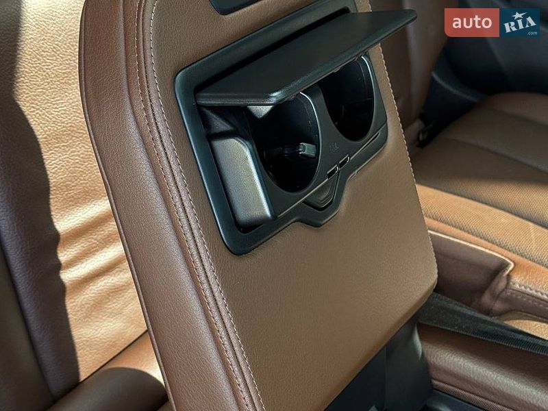 Внедорожник / Кроссовер Audi Q7 2016 в Ровно