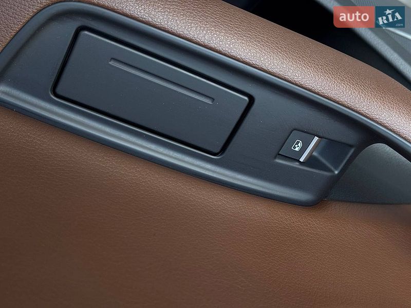 Внедорожник / Кроссовер Audi Q7 2016 в Ровно