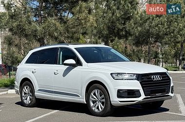 Внедорожник / Кроссовер Audi Q7 2017 в Одессе
