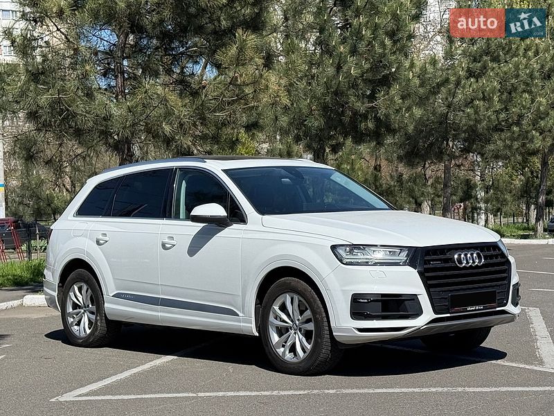 Внедорожник / Кроссовер Audi Q7 2017 в Одессе