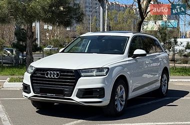 Внедорожник / Кроссовер Audi Q7 2017 в Одессе
