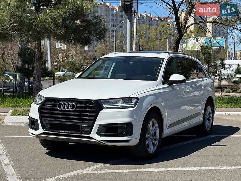 Внедорожник / Кроссовер Audi Q7 2017 в Одессе