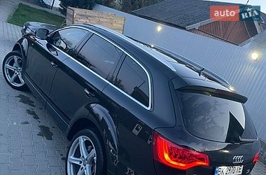 Позашляховик / Кросовер Audi Q7 2015 в Коломиї