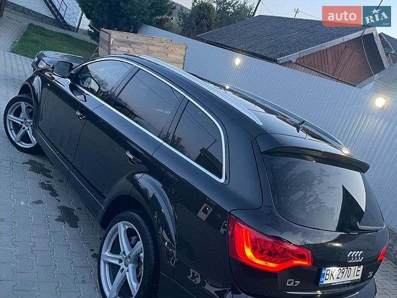 Позашляховик / Кросовер Audi Q7 2015 в Коломиї