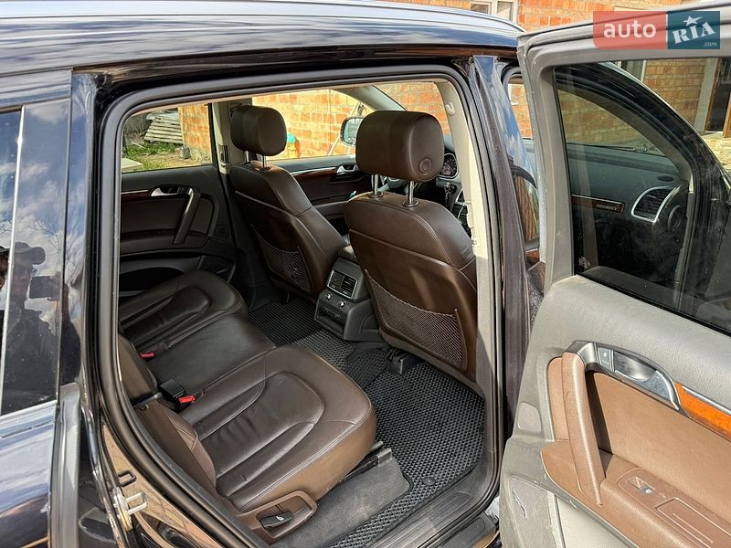 Внедорожник / Кроссовер Audi Q7 2011 в Корсуне-Шевченковском