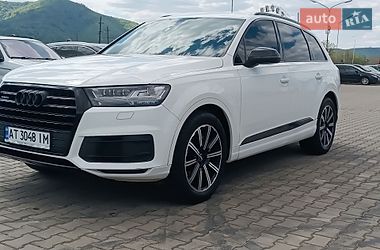 Внедорожник / Кроссовер Audi Q7 2016 в Хусте