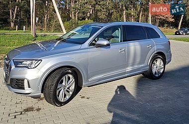 Внедорожник / Кроссовер Audi Q7 2022 в Львове