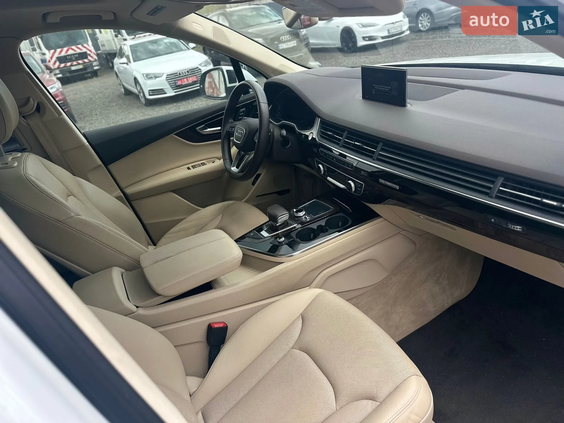 2017 Audi Q7 - мініатюра 18
