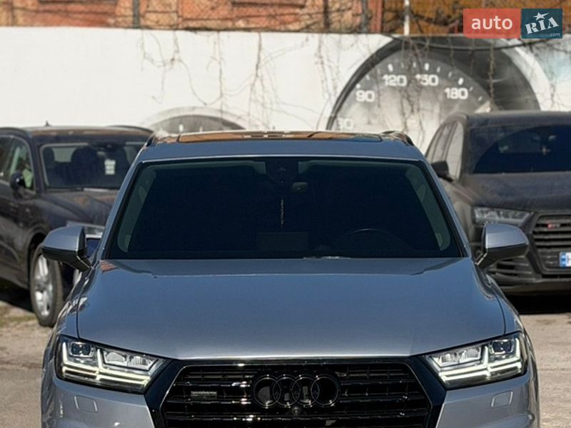 Внедорожник / Кроссовер Audi Q7 2018 в Одессе