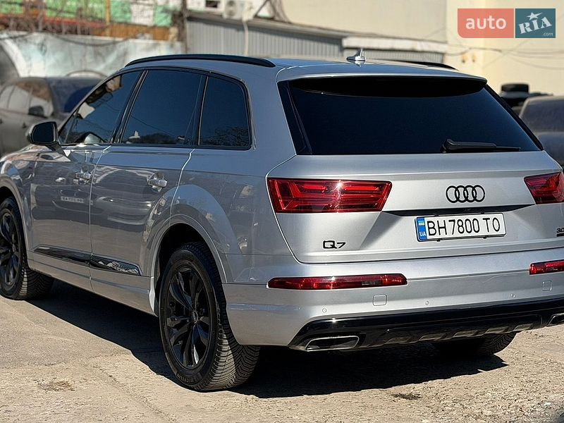 Внедорожник / Кроссовер Audi Q7 2018 в Одессе