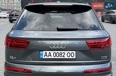 Позашляховик / Кросовер Audi Q7 2017 в Києві