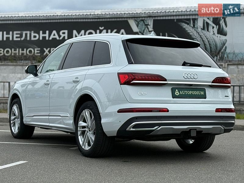 Внедорожник / Кроссовер Audi Q7 2022 в Киеве