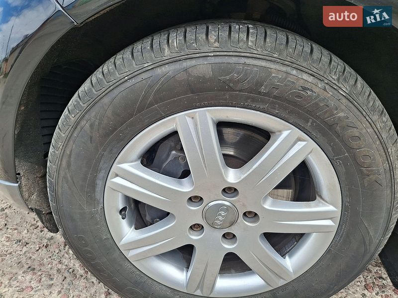 Позашляховик / Кросовер Audi Q7 2012 в Києві