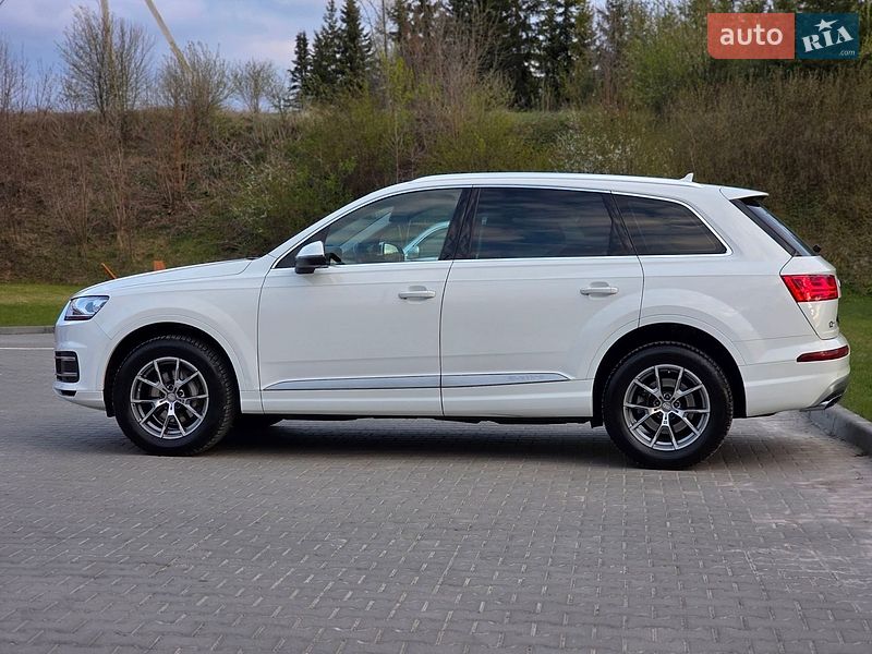 Audi Q7 2016
