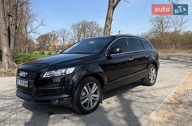 Позашляховик / Кросовер Audi Q7 2008 в Новоселиці