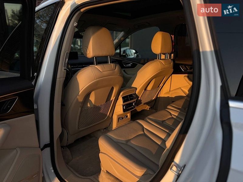 Внедорожник / Кроссовер Audi Q7 2018 в Львове