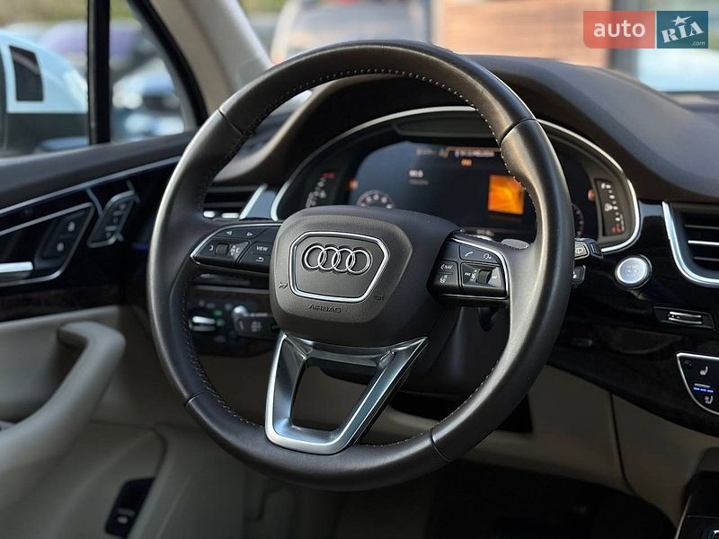 Внедорожник / Кроссовер Audi Q7 2018 в Львове