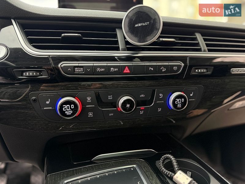 Внедорожник / Кроссовер Audi Q7 2018 в Ивано-Франковске