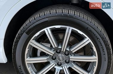 Внедорожник / Кроссовер Audi Q7 2018 в Киеве