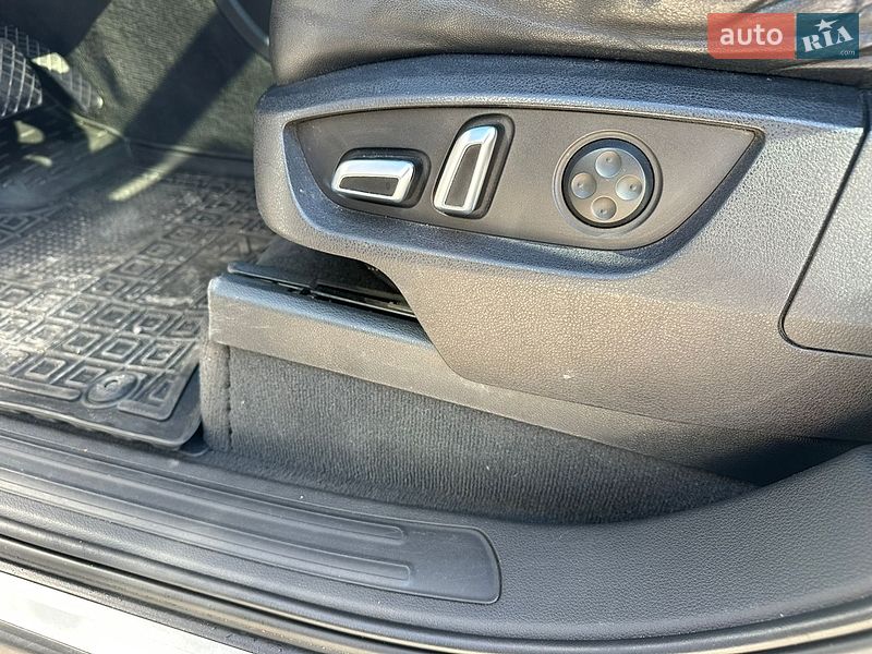 Внедорожник / Кроссовер Audi Q7 2012 в Львове