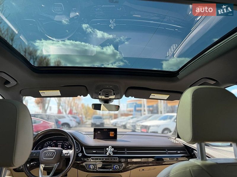 Внедорожник / Кроссовер Audi Q7 2017 в Львове