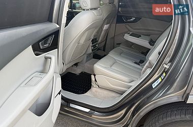 Внедорожник / Кроссовер Audi Q7 2018 в Киеве