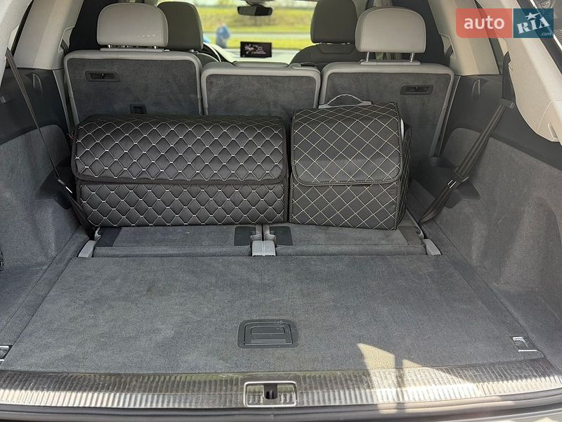 Внедорожник / Кроссовер Audi Q7 2018 в Киеве