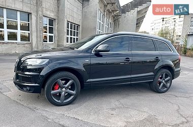 Позашляховик / Кросовер Audi Q7 2014 в Вінниці