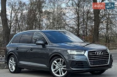 Внедорожник / Кроссовер Audi Q7 2017 в Дрогобыче
