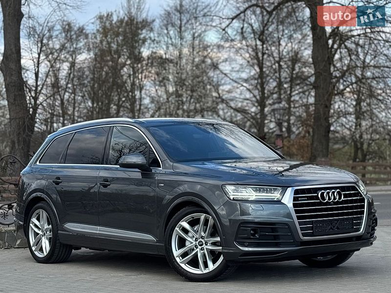 Внедорожник / Кроссовер Audi Q7 2017 в Дрогобыче